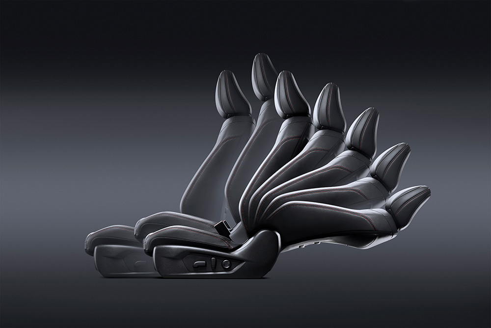 Subaru førersæde med 10-vejs elektrisk justering for optimal kørestilling.