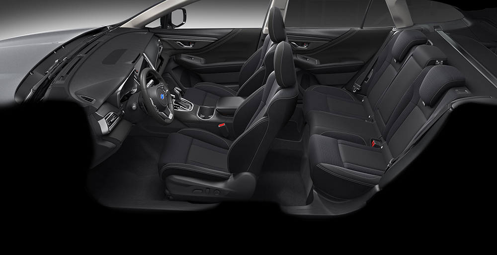 Subarus interiør med stofsæder.