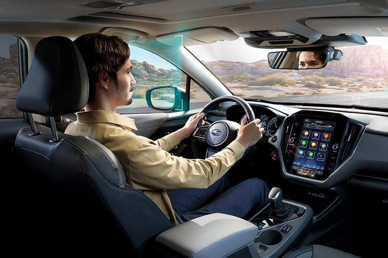 Gitteret viser, hvordan Subarus ansigtsgenkendelseskamera aflæser førerens blik og position – for at advare i realtid ved uopmærksomhed eller træthed.