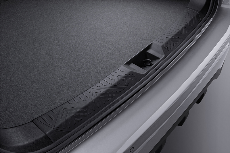 Nærbillede af bagagebeskyttelsen ved kanten af bagagerummet i Subaru Crosstrek.